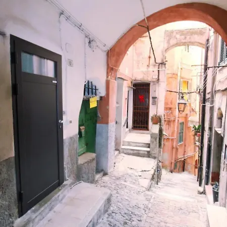 Battubelin, Nel Centro Di *